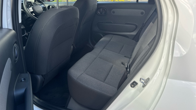Hyundai INSTER 85kW 01 49kWh 5dr Auto Electric Hatchback - Image 15